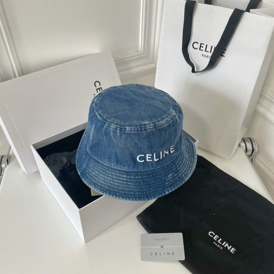 Caps