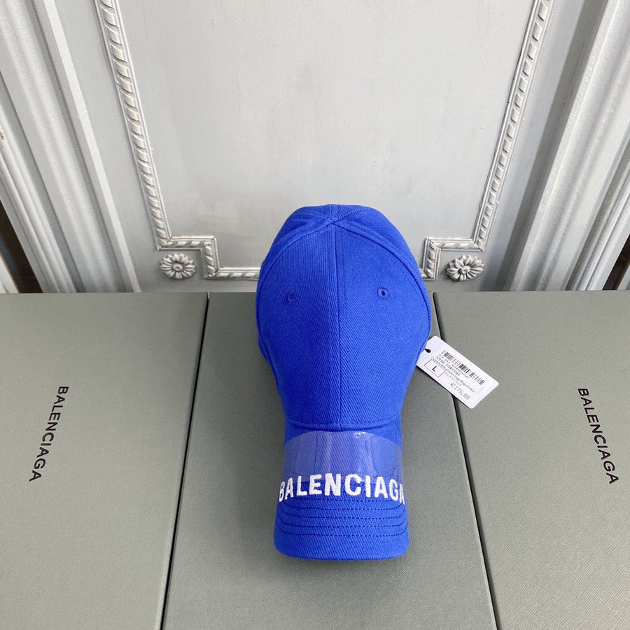 Caps