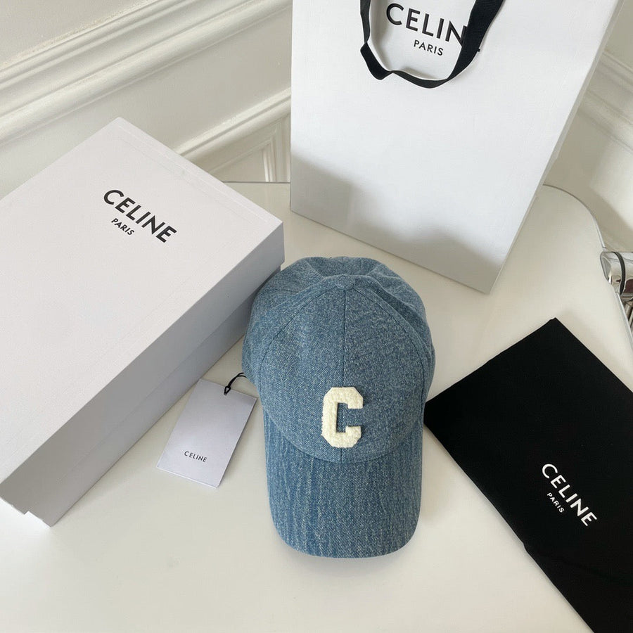 Caps
